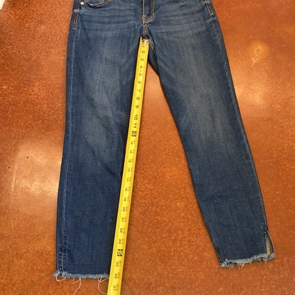 EUC Old Navy Women’s Rockstar Super Skinny Raw Hem Denim Jeans Sz 4 - Picture 7 of 12